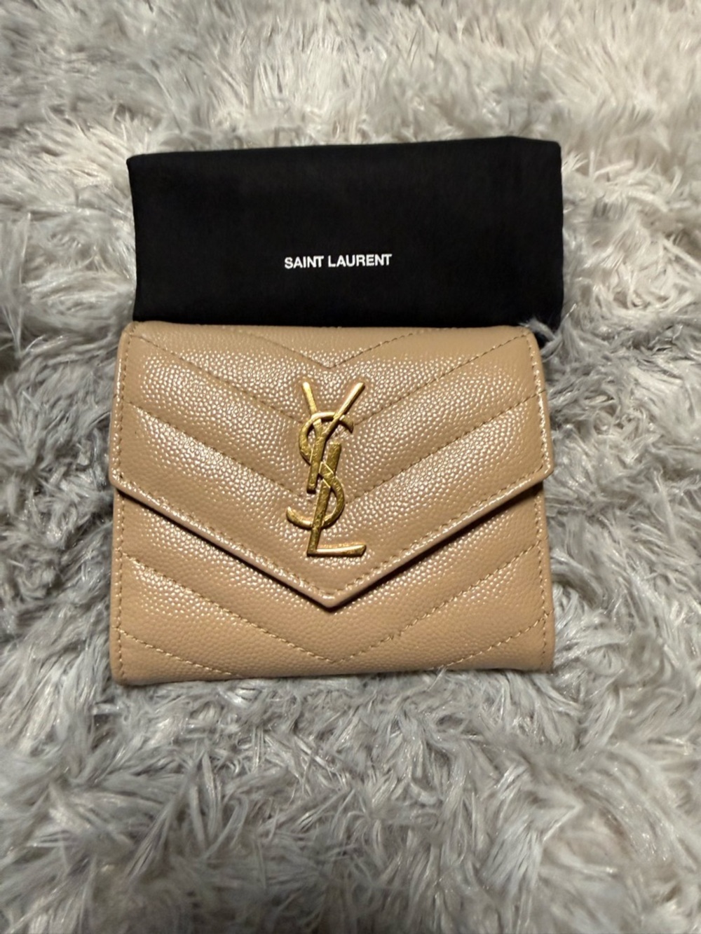 YSL Saint Laurent Tan Quilted Leather Bifold Wallet - Picture 2 of 14